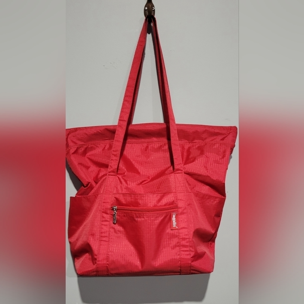 Baggallini red nylon reversible bag